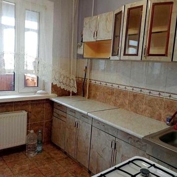 Затишна 1-кімнатна на Озерній — світла, тепла і готова до життя!