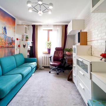 Євгена Танцюри вул., 22а