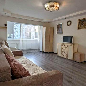Пішонівська вул., 7