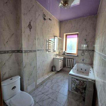 Продаж 9к Дім Грушевського вулиця