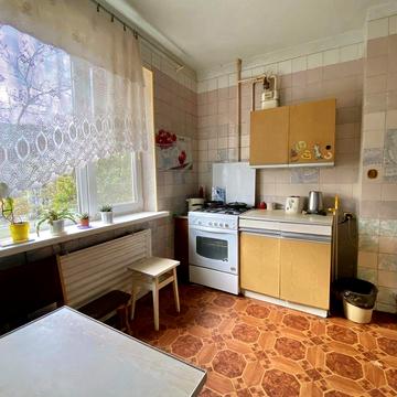 Оренда двокімнатної квартири, 3 мкрн, вул. Чорних Запоріжців.