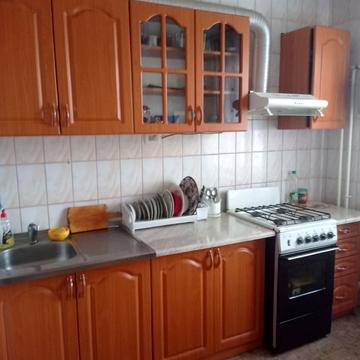 Івана Миколайчука вул., 60