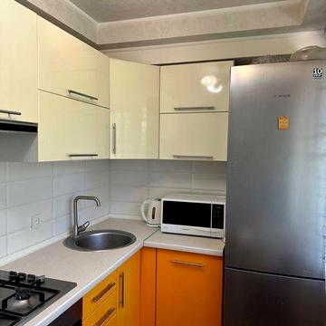 Продам 2к квартиру Ж/М Косиора, Слобожанский