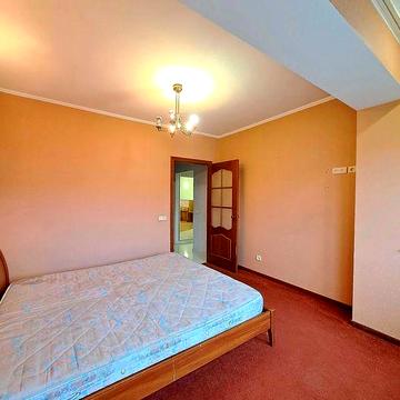 Івасюка 42, оренда 3-к квартири, метро Мінська, є газ!