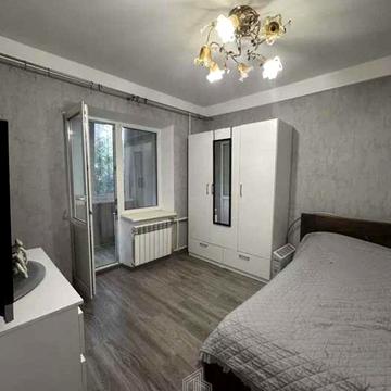 Героїв Дніпра вул., 25