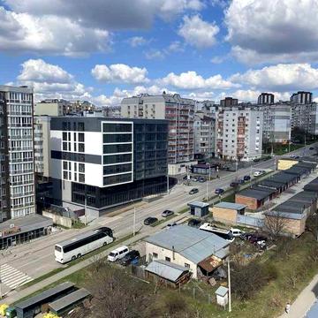 1 кімнатна квартира на Озерній