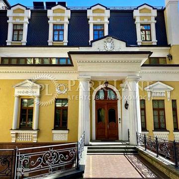Продаж окремої будівлі у центрі Києва — вул. Володимирська, 49б