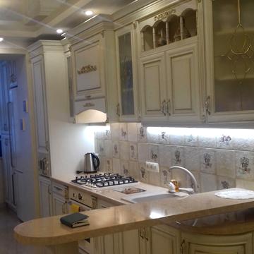 Івана Пулюя вул., 40