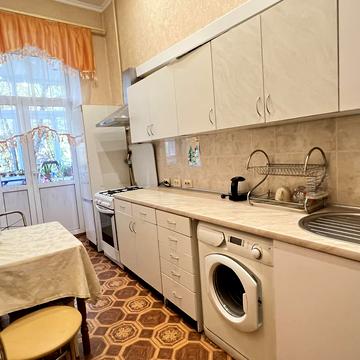 Хорива вул., 45/27
