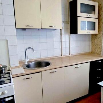 Академіка Корольова вул., 51