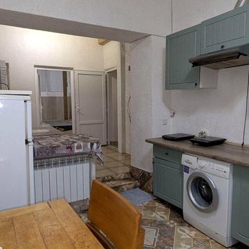 Без ріелторских! велика тепла квартира в центрі у Соборноі площі для д