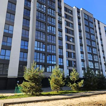 Романа Вірастюка вул., 1