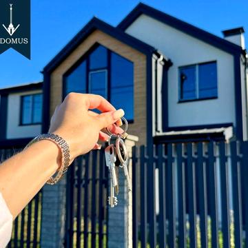 Купити будинок з гаражем + 7 соток Петропавлівське Вишеньки поруч Київ