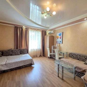 89064. Продам 2х к. квартиру в Центре города, метро Университет.