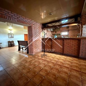 Прорізна вул., 1а