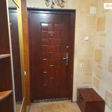 Продаж 3к Квартира Надії вулиця