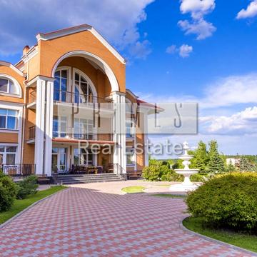 Центральна вул.