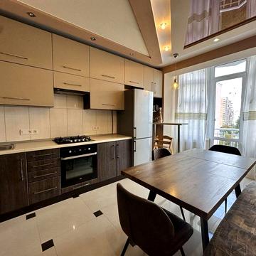 Продаж 2 кім. квартири, вул. Плугова, 119000$