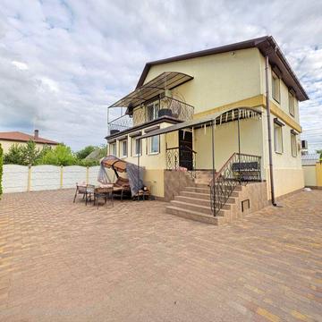 Продам Дом с гостевым Домом в Меліораторе /Золотые Ключи/ Подгороднее