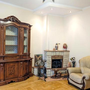 Героїв Маріуполя вул. (Петра Козланюка), 2