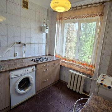 Продаж 1 кімнатна  квартира  Проспект Центральний Водопровідна