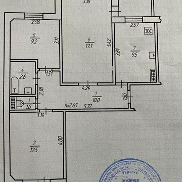 Продаж трикімнатної квартири з  ремонтом у Костополі .