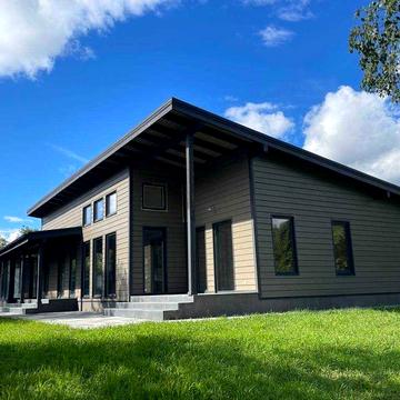 Продаж будинку з верандою і ділянкою на 10 сот. в мальовничому Ворзелі