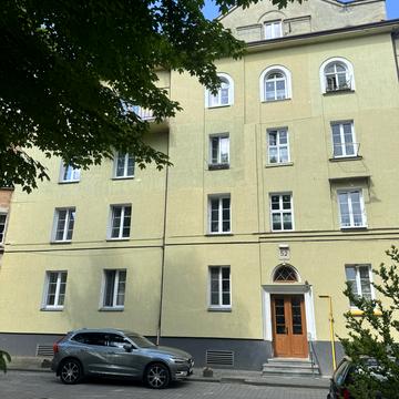 Стрийська вул., 52