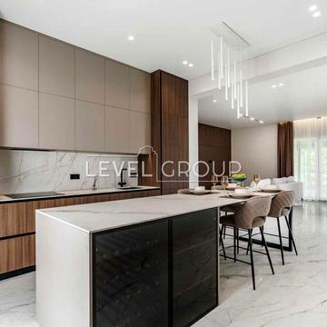 Київська вул.