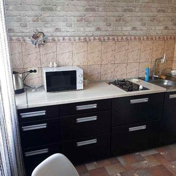 Продам 2 кімн. квартиру по вул. Приходько. Косметичний  ремонт. 18000