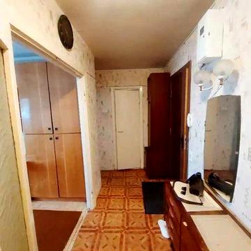 2 к квартира 3 этаж низ пр Поля Кирова МИнина Правый берег центр