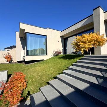 Продаж розкішного будинку