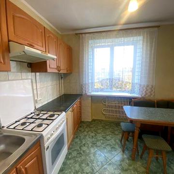 Продам 2 кімнатну каартиру, вул. Відродження