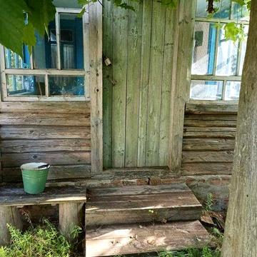 Будинок у селі Ведильці