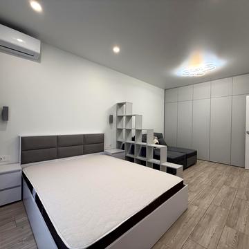 Івана Виговського вул. (Маршала Гречка), 10-Л