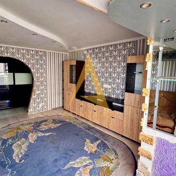 ЦІНА до кінця місяця, 3ккв цегла 700- річчя