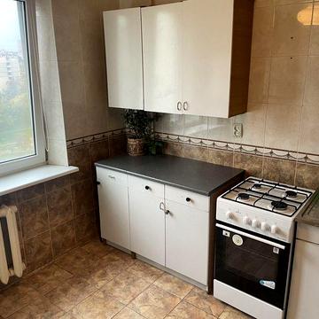 Продам 2-к Ирпенская,70 Беличи Метро Академгородок