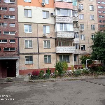 Продам 3 кім.кв. на Тополі-2