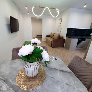 Шептицького, 4