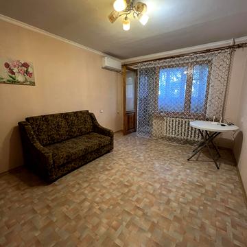 Надії Алексєєнко вул. (Чичеріна), 106