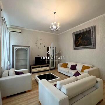 Саксаганського вул., 9