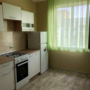 Здам 2 кім. квартиру . Від власника