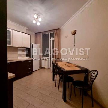 Продається 3 кімнатна квартира Дніпровська набережна ЖК Південна Брама