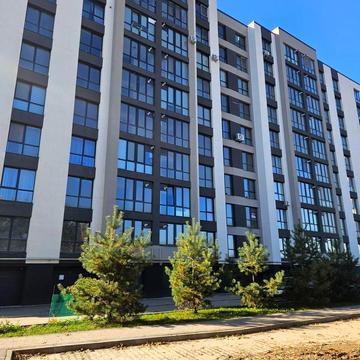 Романа Вірастюка вул., 1