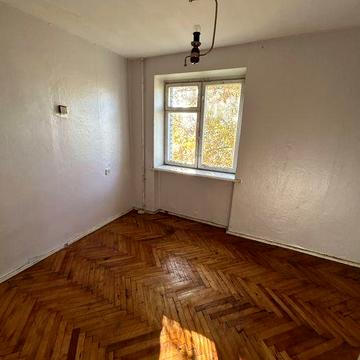 Квартира 4-х кімнатна