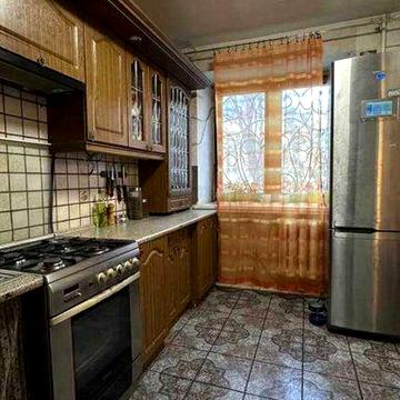 Продам 4к квартиру жм Сонячний, Прогресивна