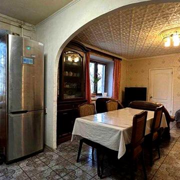 Продам 4к квартиру жм Сонячний, Прогресивна