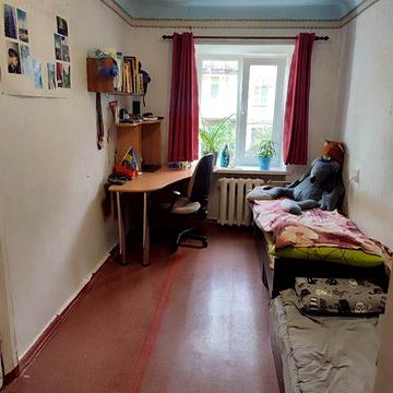Балаклея. Продам 2 комнатную квартиру в центре.
