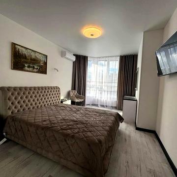 Боголюбова, 48