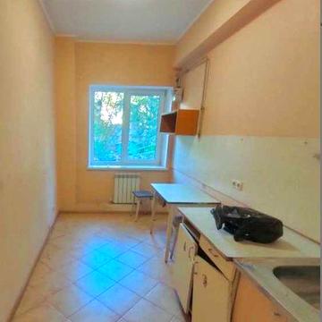 Продается однокомнатная квартира на проспекте Глушко.